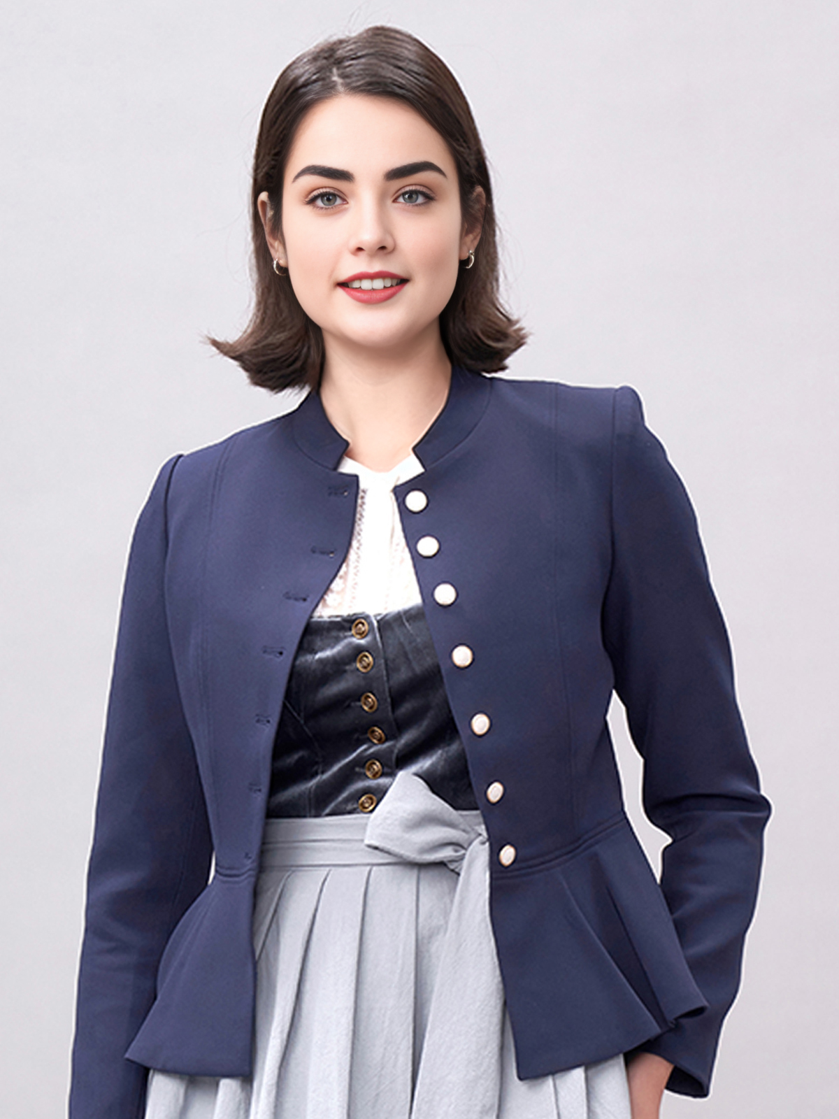 Dirndl in Marineblau – stilvoll und vielseitig kombinierbar