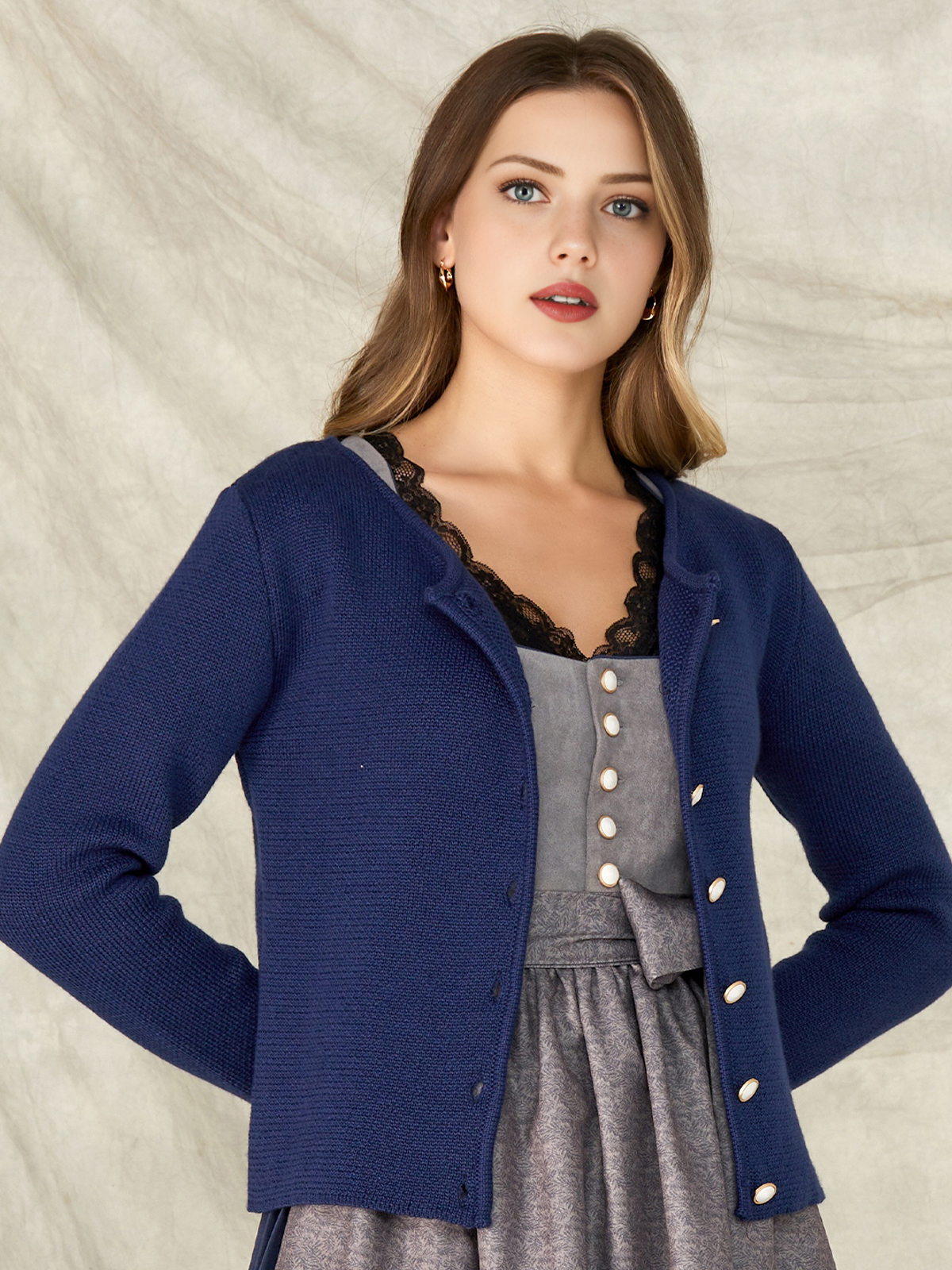 Dirndl Bluse in Marineblau