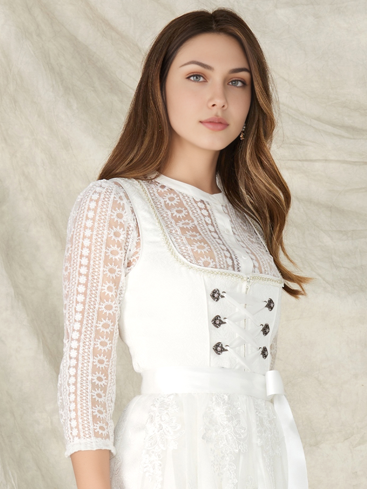 Dirndl in grünem Samt