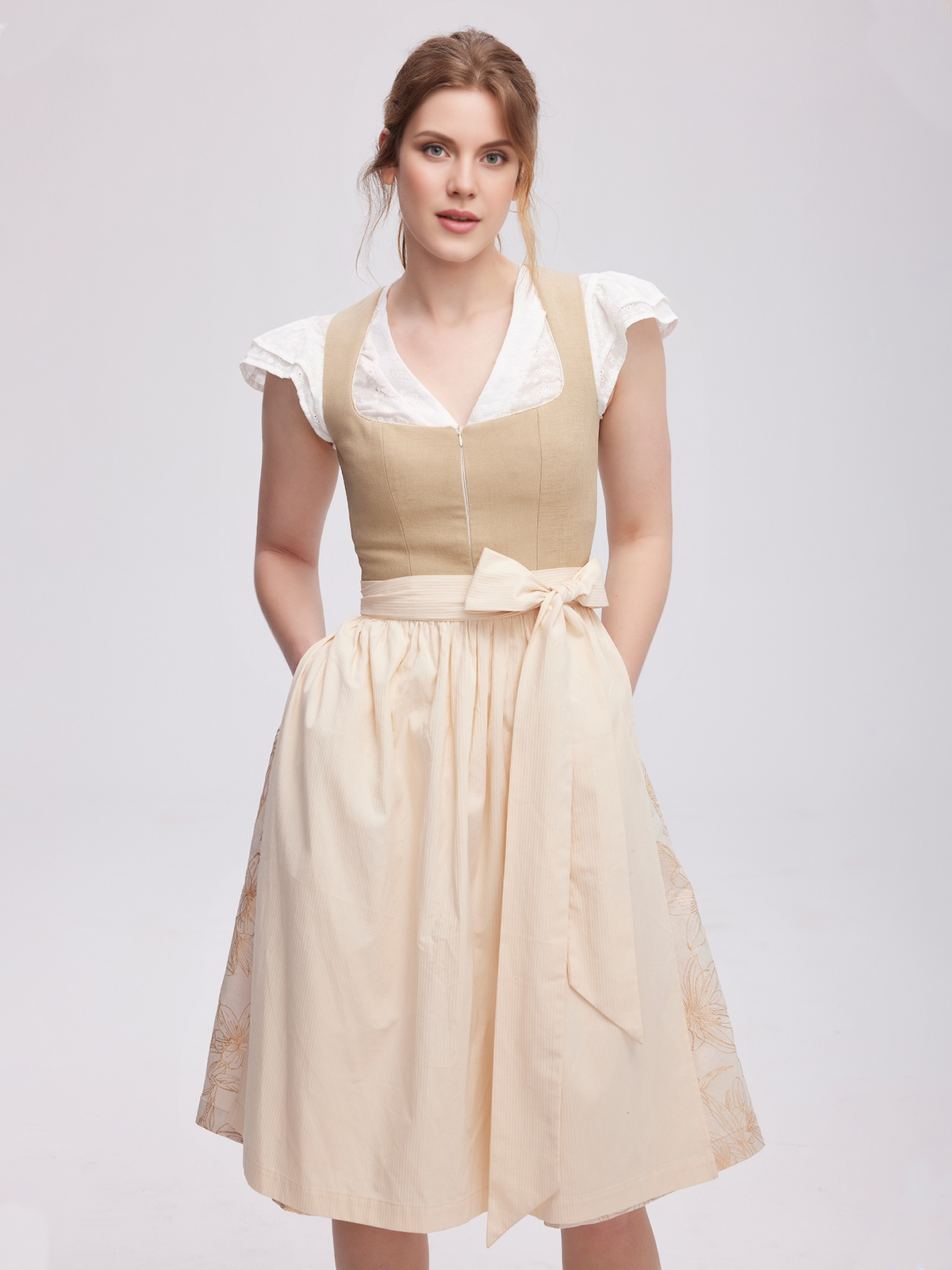 Haken Dirndl in Braun